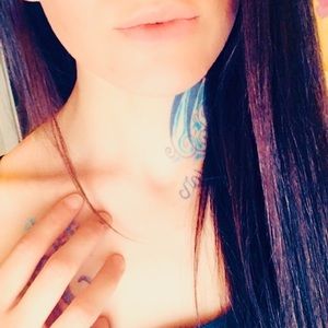 Meet your Posher, Korina